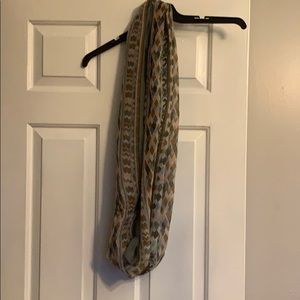 Ladies scarf